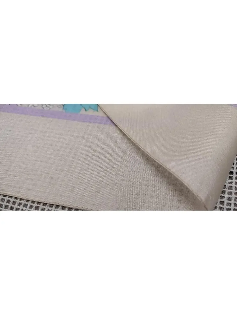 Vintage SARAH CONVENTRY Beige Lilac Lavender Scarf Tan 31 x 31 inches Large Wide